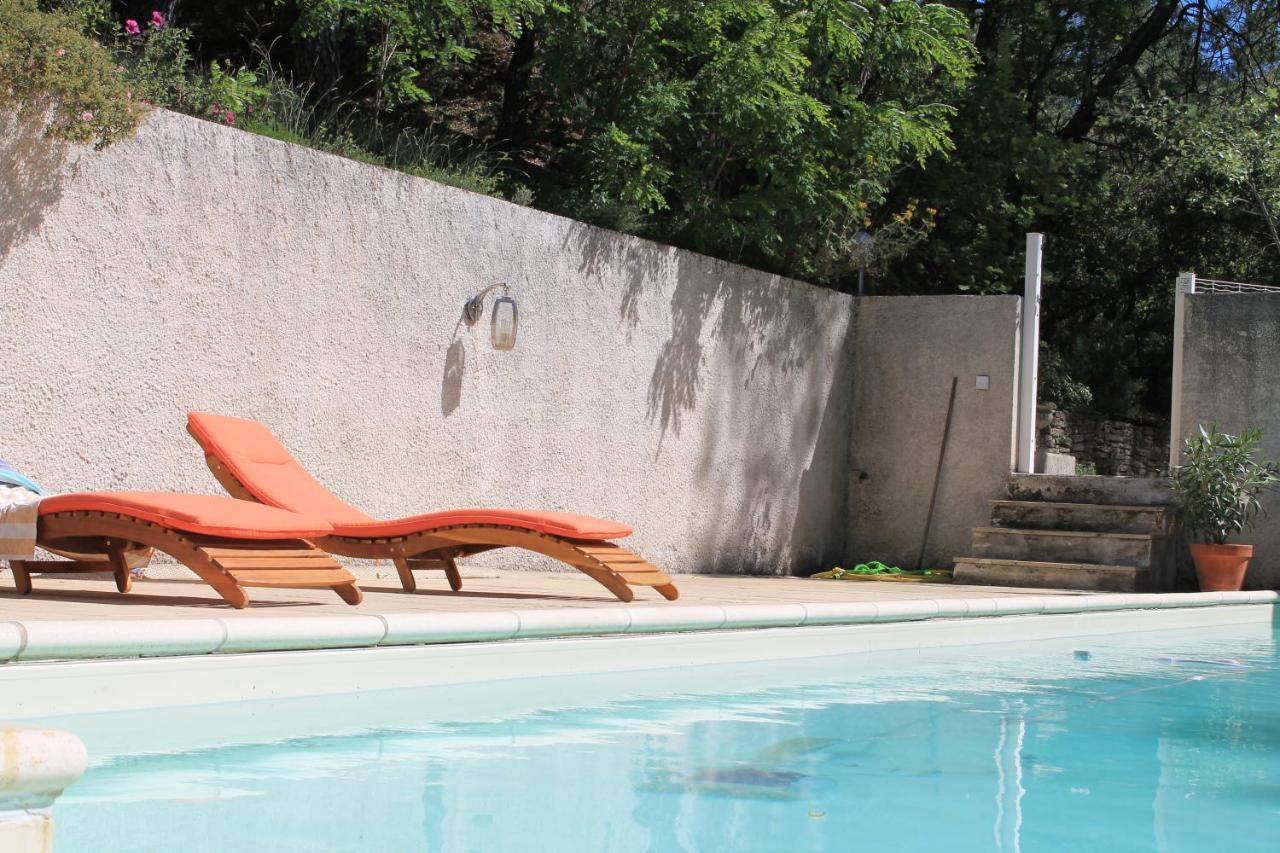 Lou Paradou Lodge Grillon Exterior photo